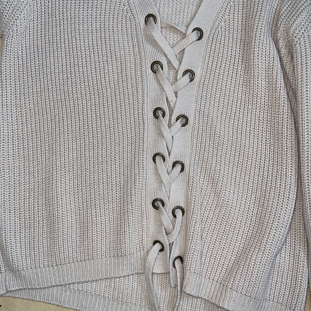 💕Cute knit sweater💕 - Picture 5 of 5